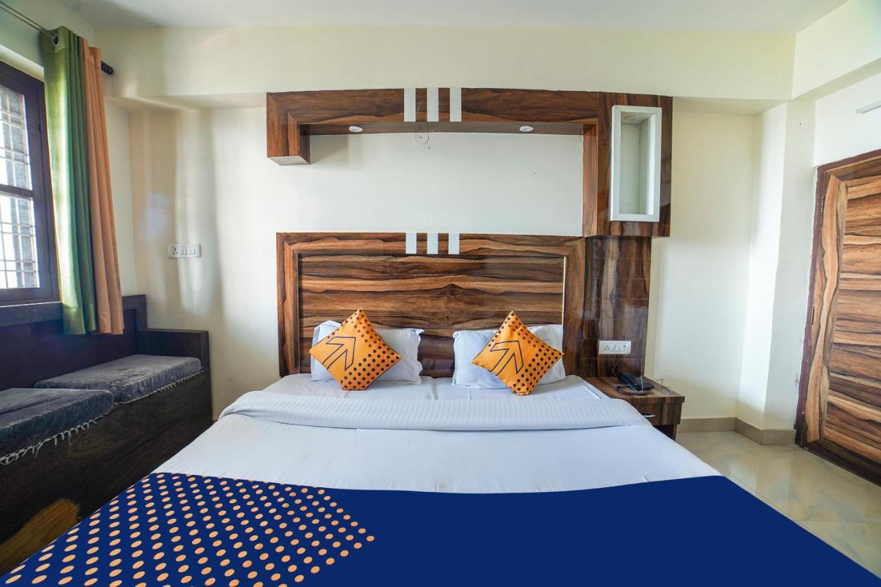 Super Oyo Sunrise Homestay Массури Экстерьер фото